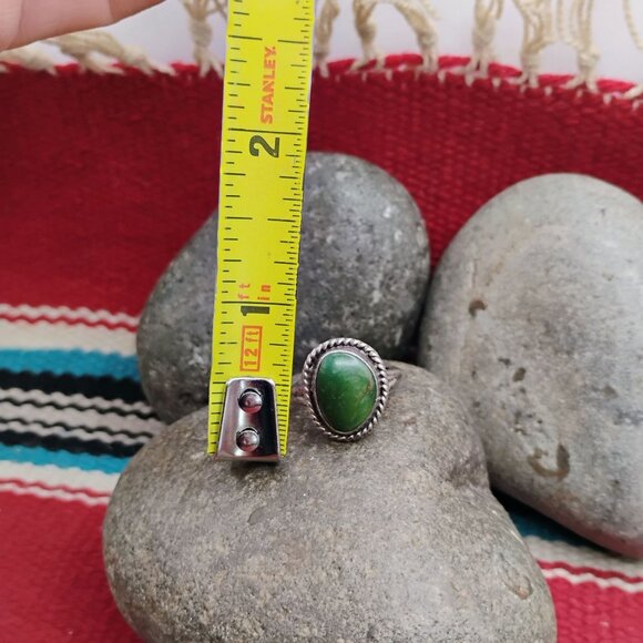 Vintage Navajo Old Pawn Green Turquoise Sterling Silver Ring Size 4.75 - Picture 4 of 9